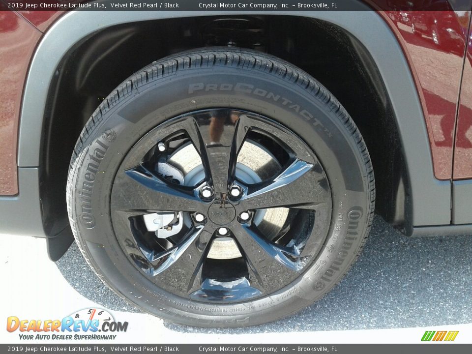 2019 Jeep Cherokee Latitude Plus Velvet Red Pearl / Black Photo #20