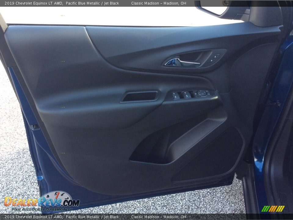 2019 Chevrolet Equinox LT AWD Pacific Blue Metallic / Jet Black Photo #8