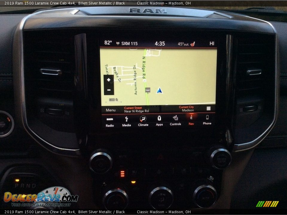 2019 Ram 1500 Laramie Crew Cab 4x4 Billett Silver Metallic / Black Photo #16