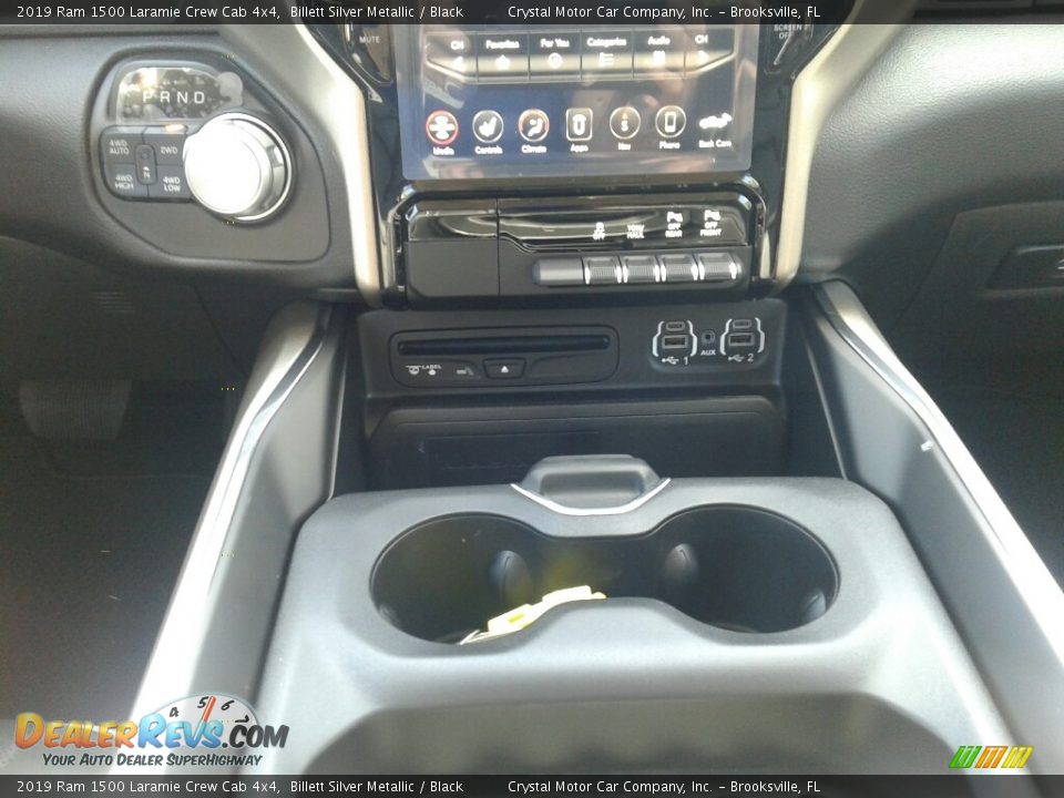 2019 Ram 1500 Laramie Crew Cab 4x4 Billett Silver Metallic / Black Photo #16