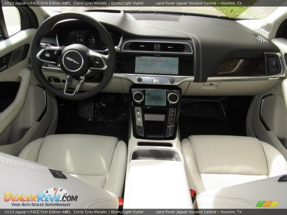 Dashboard of 2019 Jaguar I-PACE First Edition AWD Photo #4