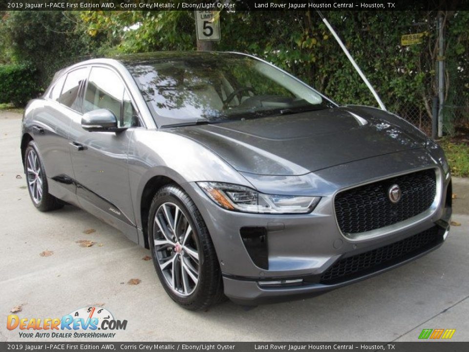 Front 3/4 View of 2019 Jaguar I-PACE First Edition AWD Photo #6