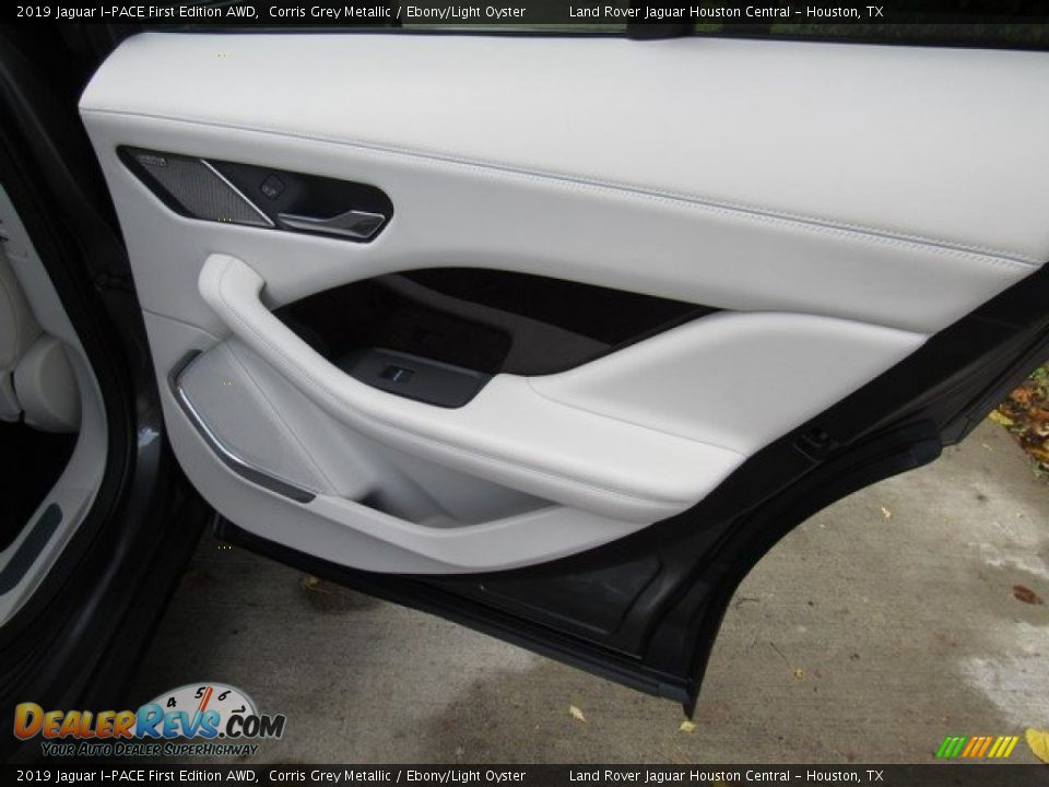 Door Panel of 2019 Jaguar I-PACE First Edition AWD Photo #21