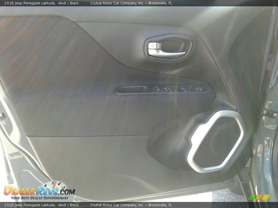 2018 Jeep Renegade Latitude Anvil / Black Photo #17