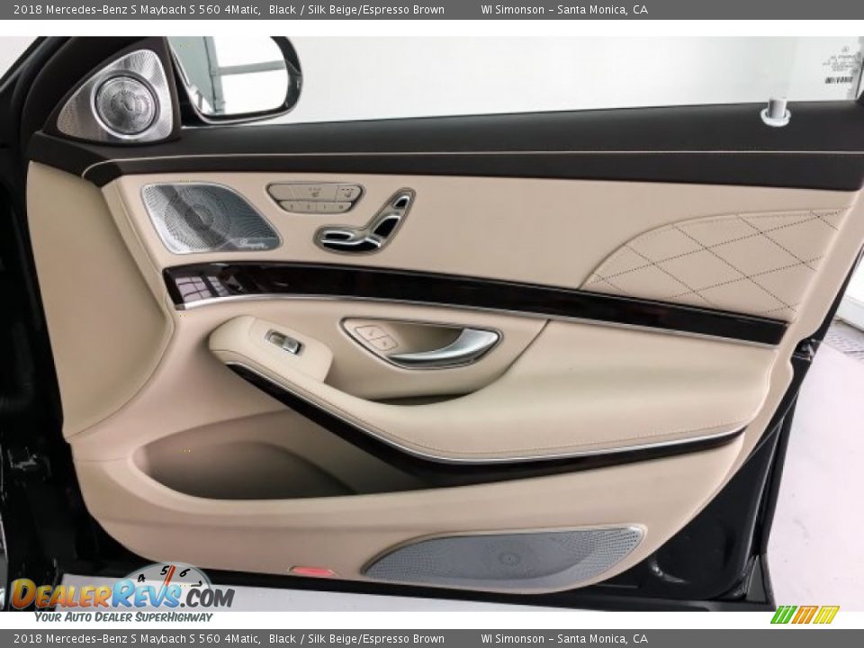 Door Panel of 2018 Mercedes-Benz S Maybach S 560 4Matic Photo #31