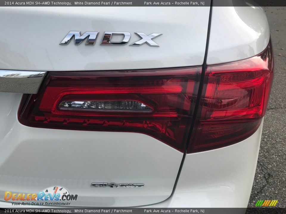 2014 Acura MDX SH-AWD Technology White Diamond Pearl / Parchment Photo #18
