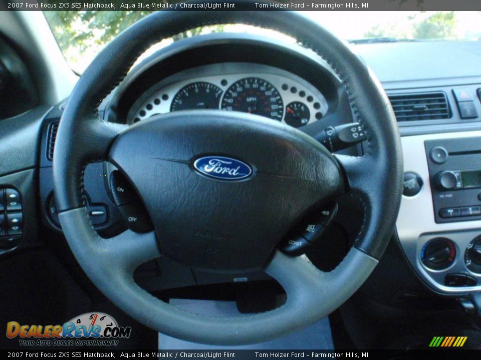 2007 Ford Focus ZX5 SES Hatchback Aqua Blue Metallic / Charcoal/Light Flint Photo #11