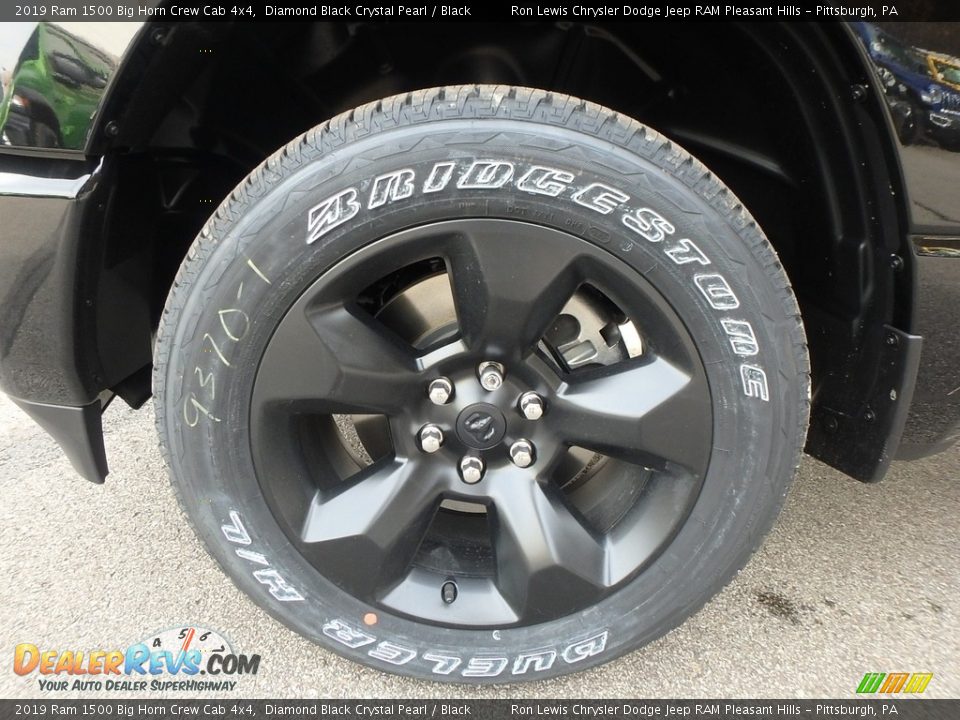 2019 Ram 1500 Big Horn Crew Cab 4x4 Diamond Black Crystal Pearl / Black Photo #9