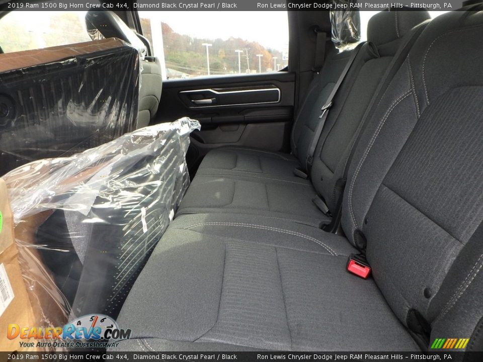 2019 Ram 1500 Big Horn Crew Cab 4x4 Diamond Black Crystal Pearl / Black Photo #11