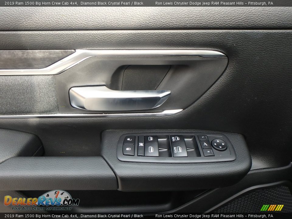 2019 Ram 1500 Big Horn Crew Cab 4x4 Diamond Black Crystal Pearl / Black Photo #13