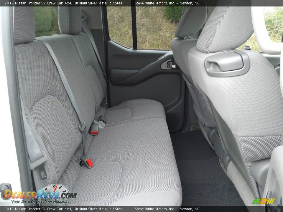 2012 Nissan Frontier SV Crew Cab 4x4 Brilliant Silver Metallic / Steel Photo #16