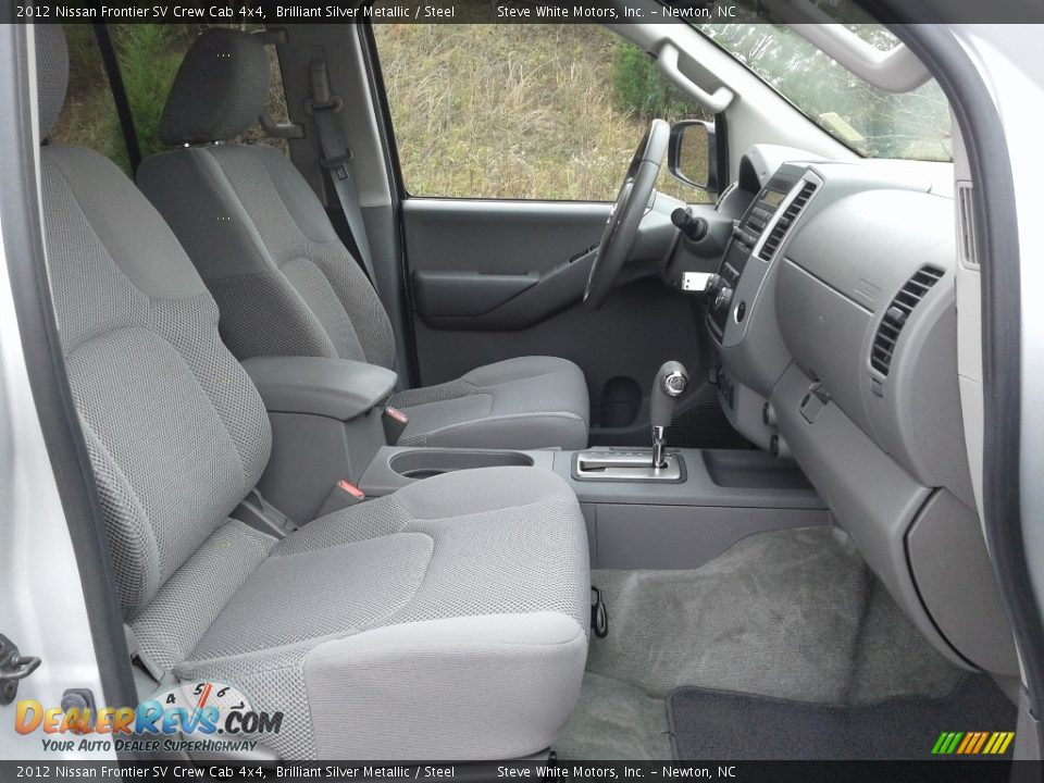 2012 Nissan Frontier SV Crew Cab 4x4 Brilliant Silver Metallic / Steel Photo #17