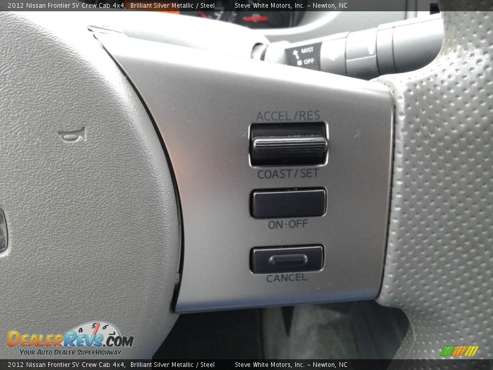2012 Nissan Frontier SV Crew Cab 4x4 Brilliant Silver Metallic / Steel Photo #20