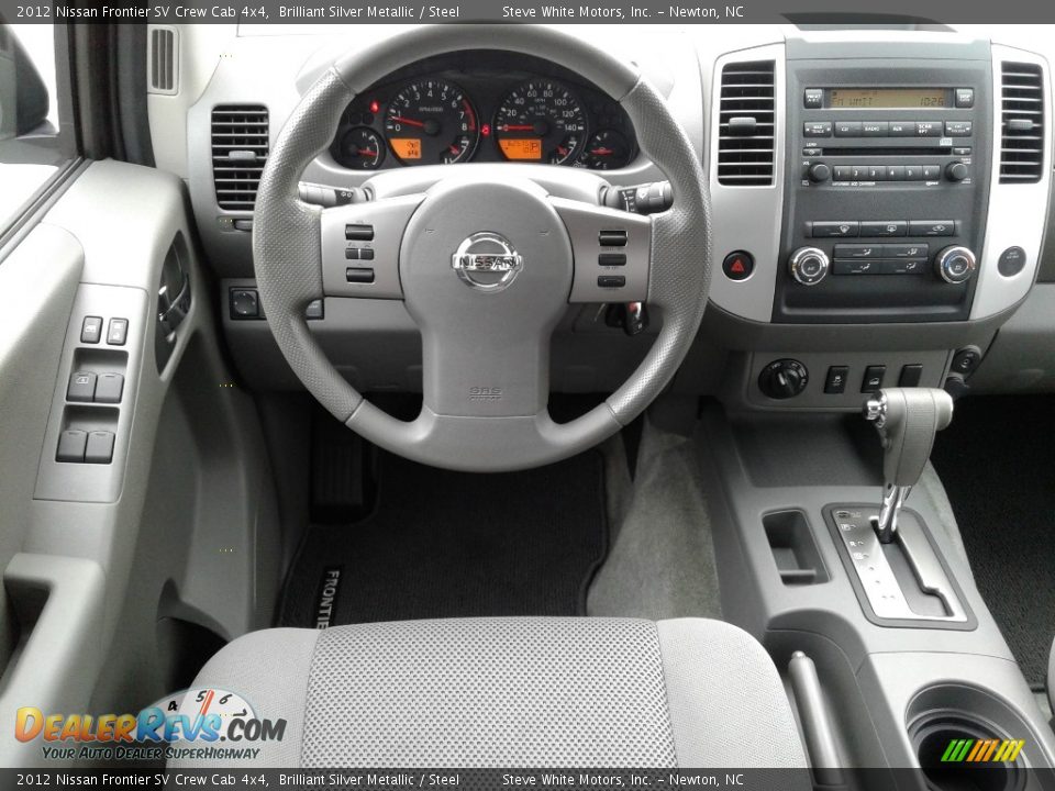 2012 Nissan Frontier SV Crew Cab 4x4 Brilliant Silver Metallic / Steel Photo #28