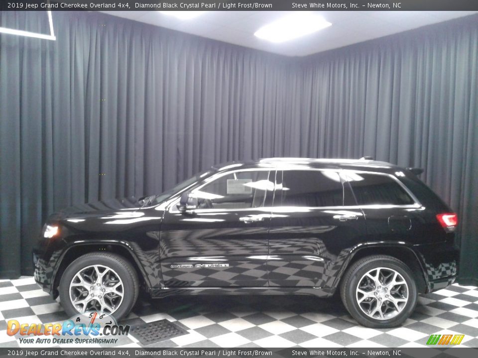 2019 Jeep Grand Cherokee Overland 4x4 Diamond Black Crystal Pearl / Light Frost/Brown Photo #1