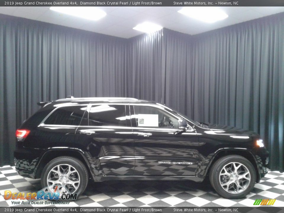 2019 Jeep Grand Cherokee Overland 4x4 Diamond Black Crystal Pearl / Light Frost/Brown Photo #5