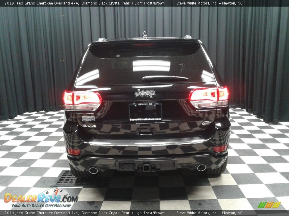 2019 Jeep Grand Cherokee Overland 4x4 Diamond Black Crystal Pearl / Light Frost/Brown Photo #8
