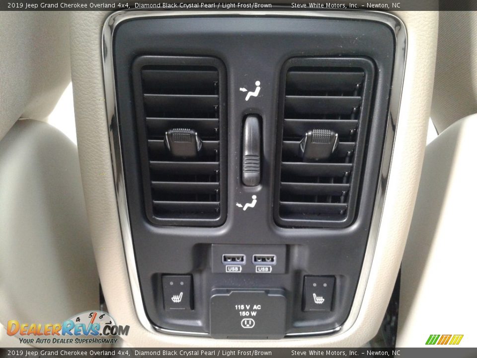 2019 Jeep Grand Cherokee Overland 4x4 Diamond Black Crystal Pearl / Light Frost/Brown Photo #13