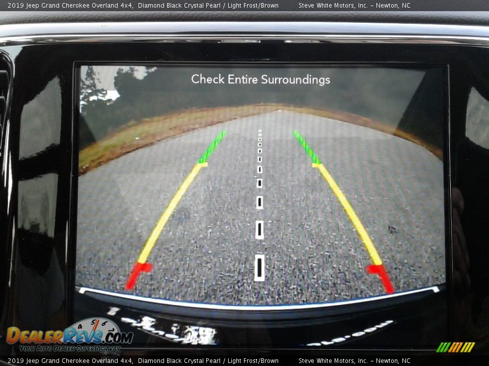 2019 Jeep Grand Cherokee Overland 4x4 Diamond Black Crystal Pearl / Light Frost/Brown Photo #25
