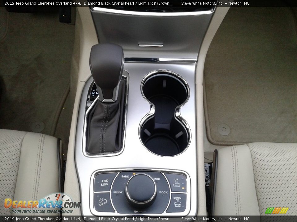 2019 Jeep Grand Cherokee Overland 4x4 Shifter Photo #34