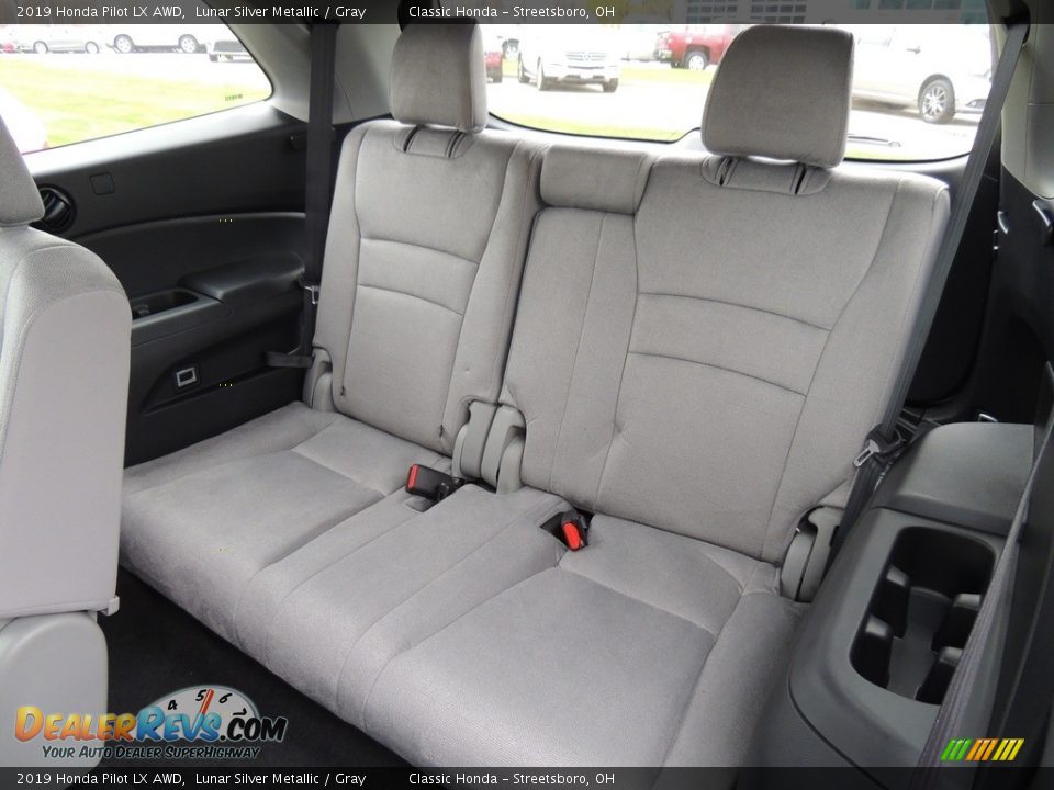 2019 Honda Pilot LX AWD Lunar Silver Metallic / Gray Photo #12