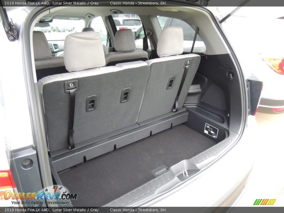 2019 Honda Pilot LX AWD Lunar Silver Metallic / Gray Photo #13
