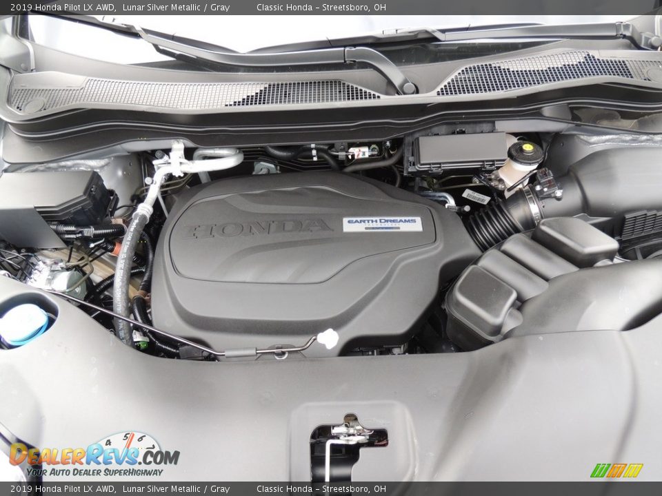 2019 Honda Pilot LX AWD Lunar Silver Metallic / Gray Photo #15