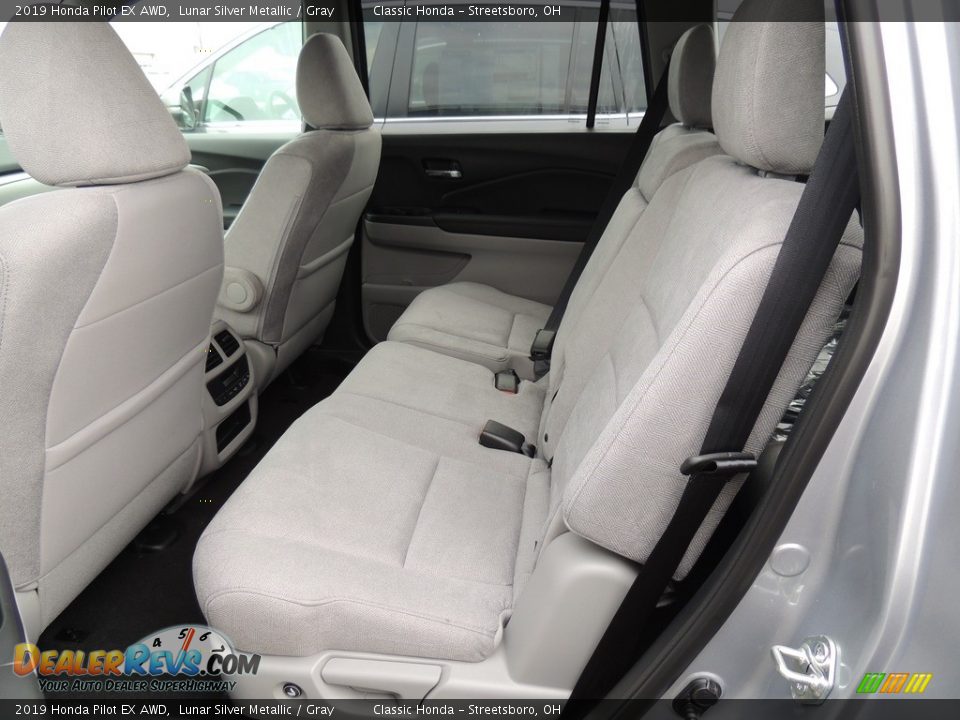 Rear Seat of 2019 Honda Pilot EX AWD Photo #9