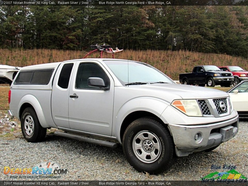 2007 Nissan Frontier XE King Cab Radiant Silver / Steel Photo #2