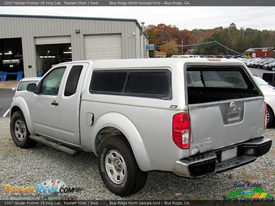2007 Nissan Frontier XE King Cab Radiant Silver / Steel Photo #4