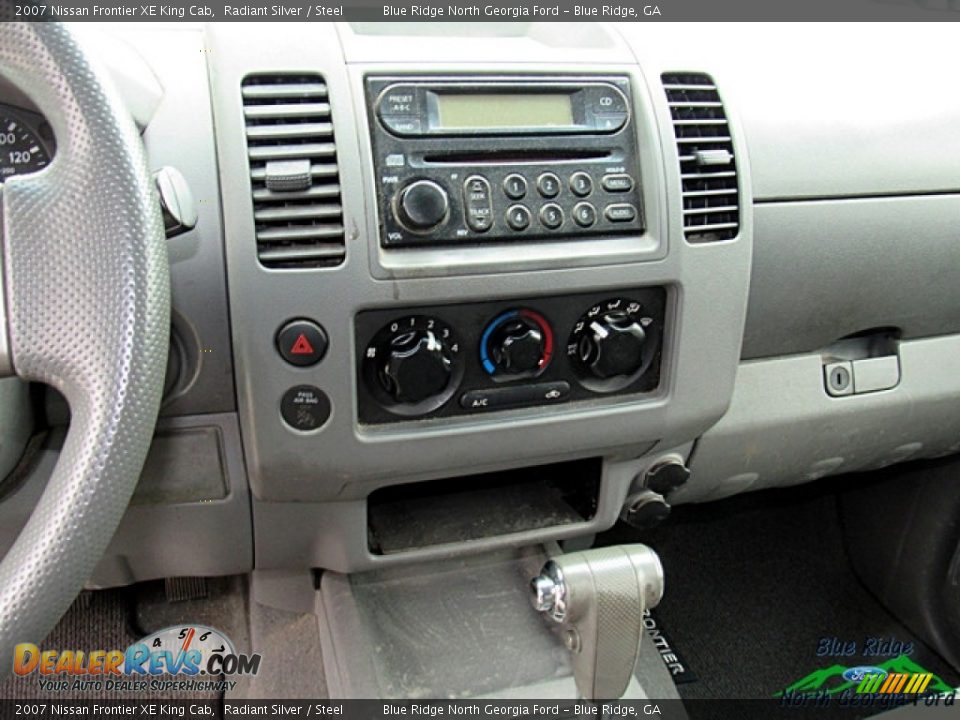 2007 Nissan Frontier XE King Cab Radiant Silver / Steel Photo #9
