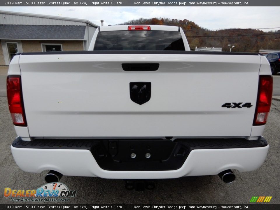 2019 Ram 1500 Classic Express Quad Cab 4x4 Bright White / Black Photo #4
