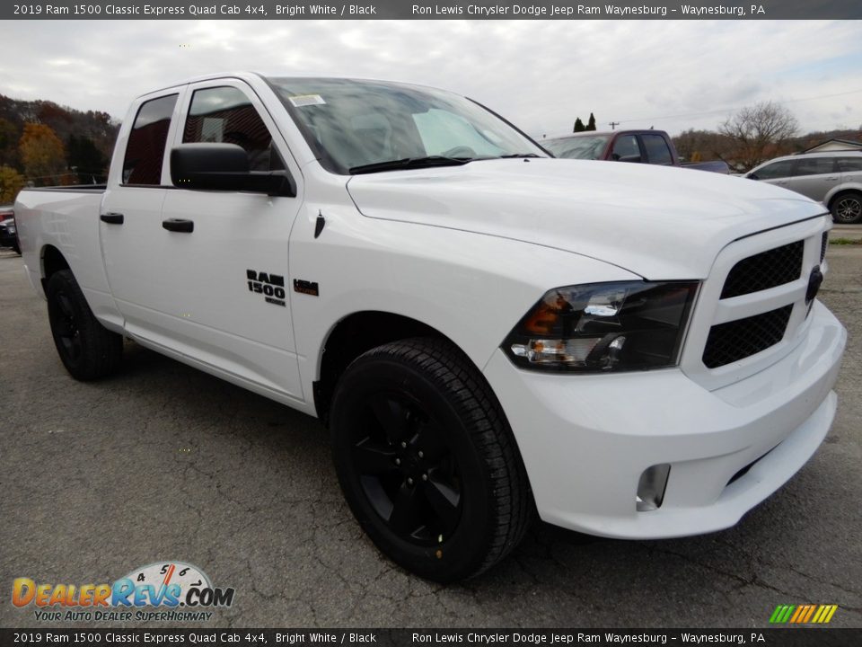 2019 Ram 1500 Classic Express Quad Cab 4x4 Bright White / Black Photo #8