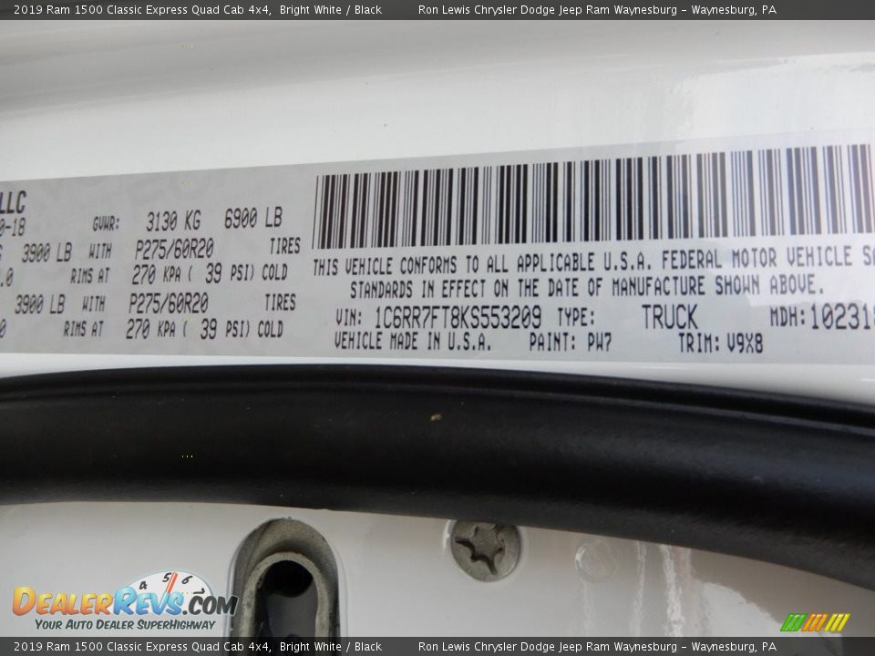 2019 Ram 1500 Classic Express Quad Cab 4x4 Bright White / Black Photo #16