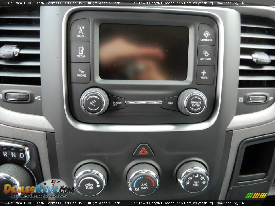 2019 Ram 1500 Classic Express Quad Cab 4x4 Bright White / Black Photo #20