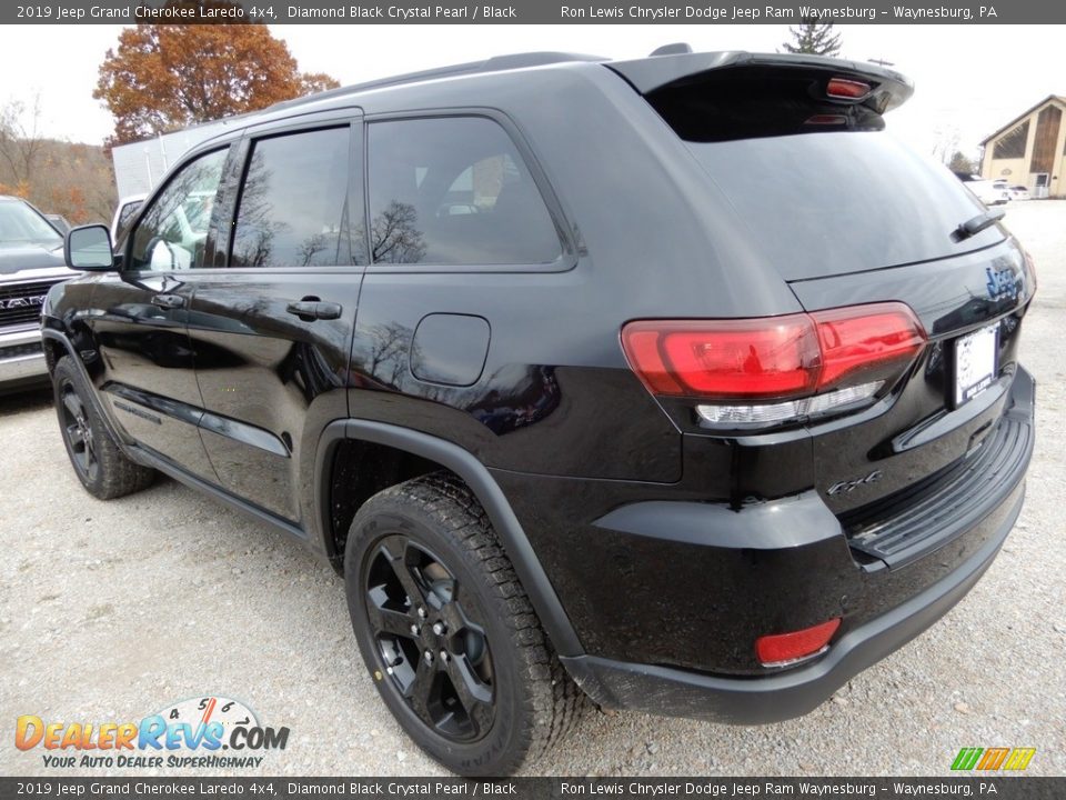 2019 Jeep Grand Cherokee Laredo 4x4 Diamond Black Crystal Pearl / Black Photo #3