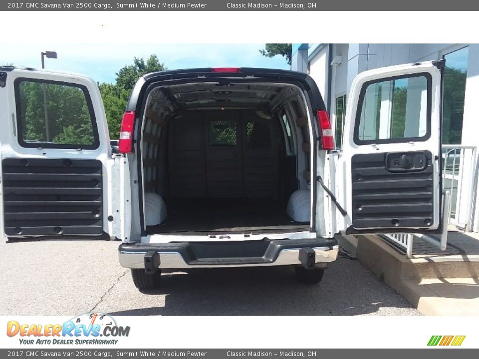 2017 GMC Savana Van 2500 Cargo Summit White / Medium Pewter Photo #2