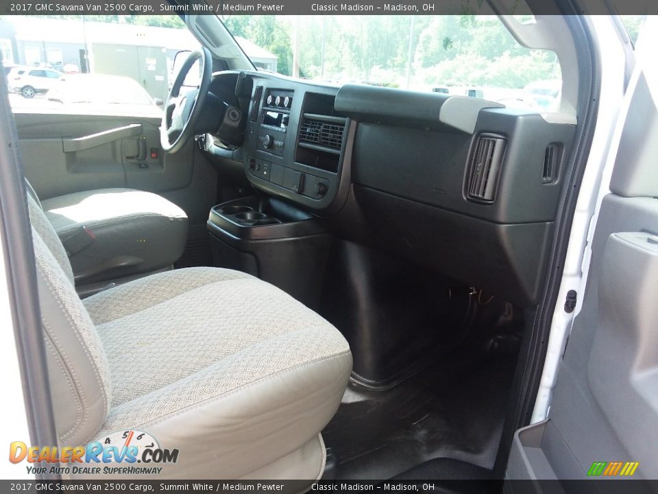 2017 GMC Savana Van 2500 Cargo Summit White / Medium Pewter Photo #5
