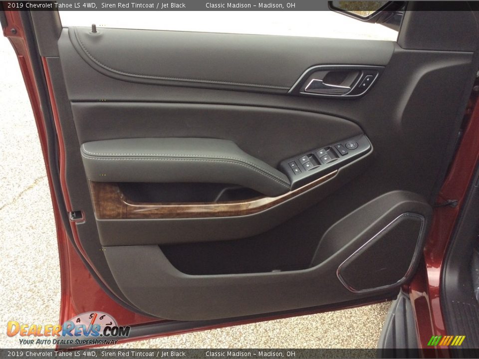 2019 Chevrolet Tahoe LS 4WD Siren Red Tintcoat / Jet Black Photo #8