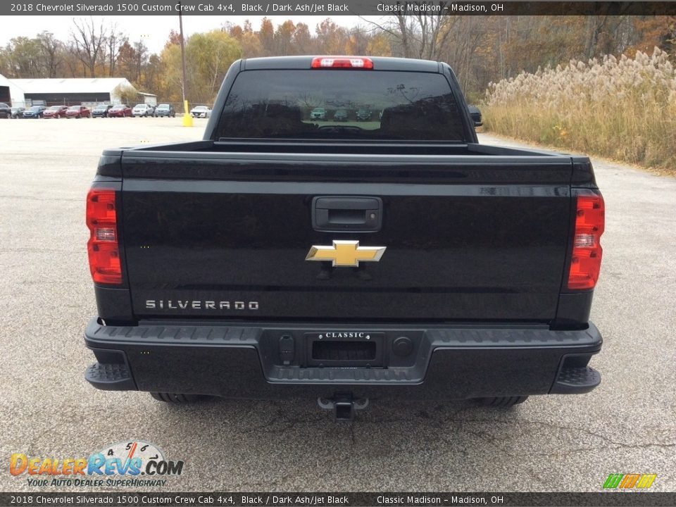 2018 Chevrolet Silverado 1500 Custom Crew Cab 4x4 Black / Dark Ash/Jet Black Photo #5