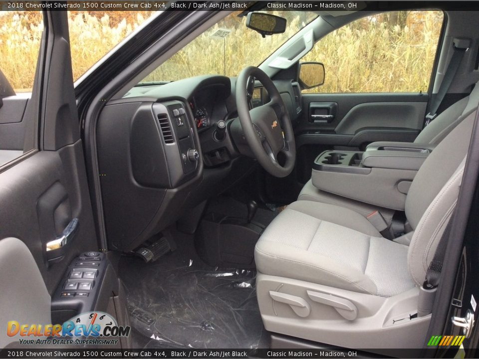 2018 Chevrolet Silverado 1500 Custom Crew Cab 4x4 Black / Dark Ash/Jet Black Photo #9