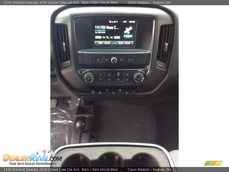 2018 Chevrolet Silverado 1500 Custom Crew Cab 4x4 Black / Dark Ash/Jet Black Photo #13