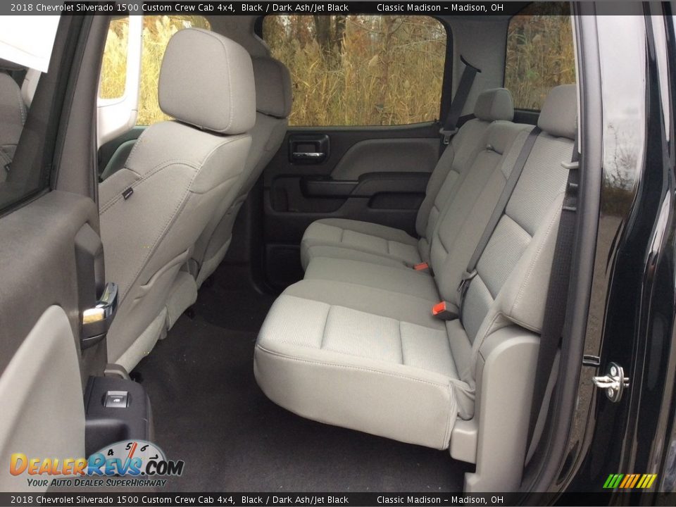 2018 Chevrolet Silverado 1500 Custom Crew Cab 4x4 Black / Dark Ash/Jet Black Photo #15