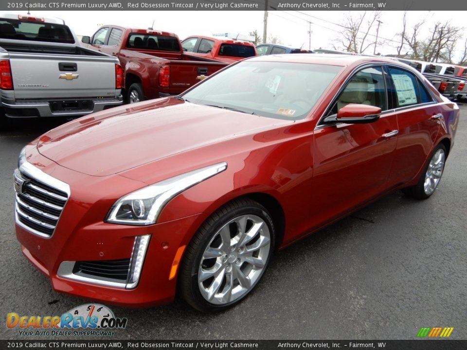 Front 3/4 View of 2019 Cadillac CTS Premium Luxury AWD Photo #7