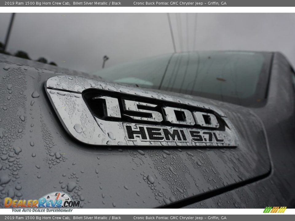 2019 Ram 1500 Big Horn Crew Cab Billett Silver Metallic / Black Photo #10