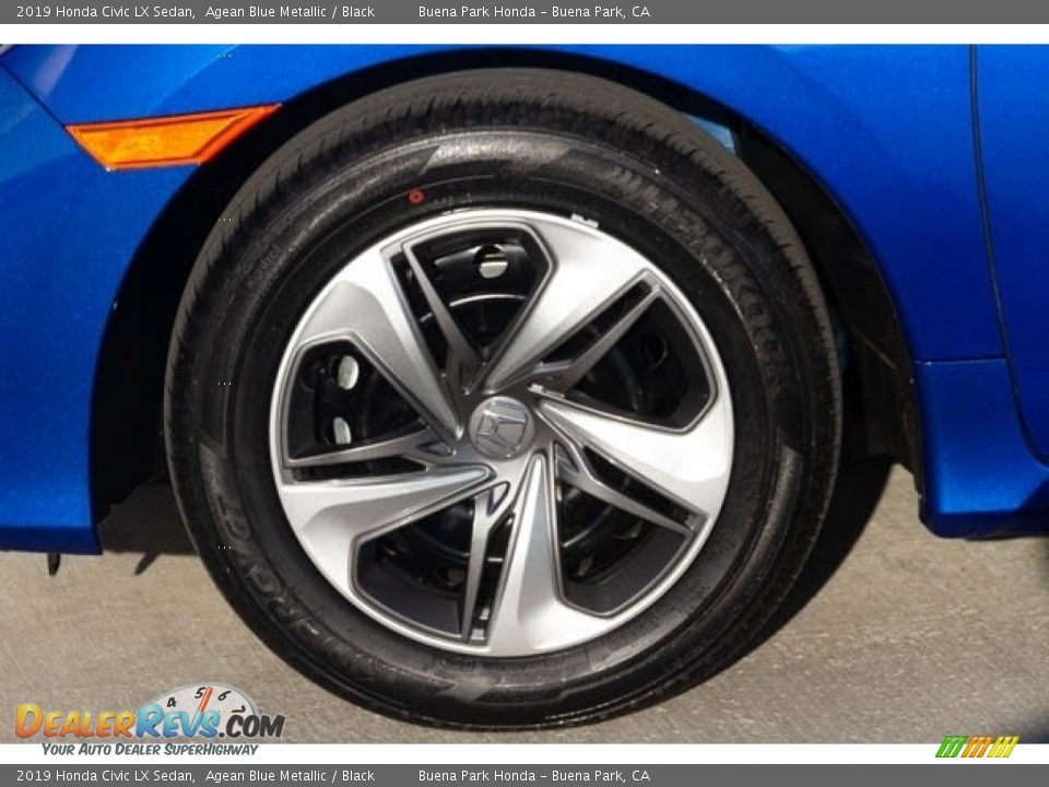 2019 Honda Civic LX Sedan Wheel Photo #14