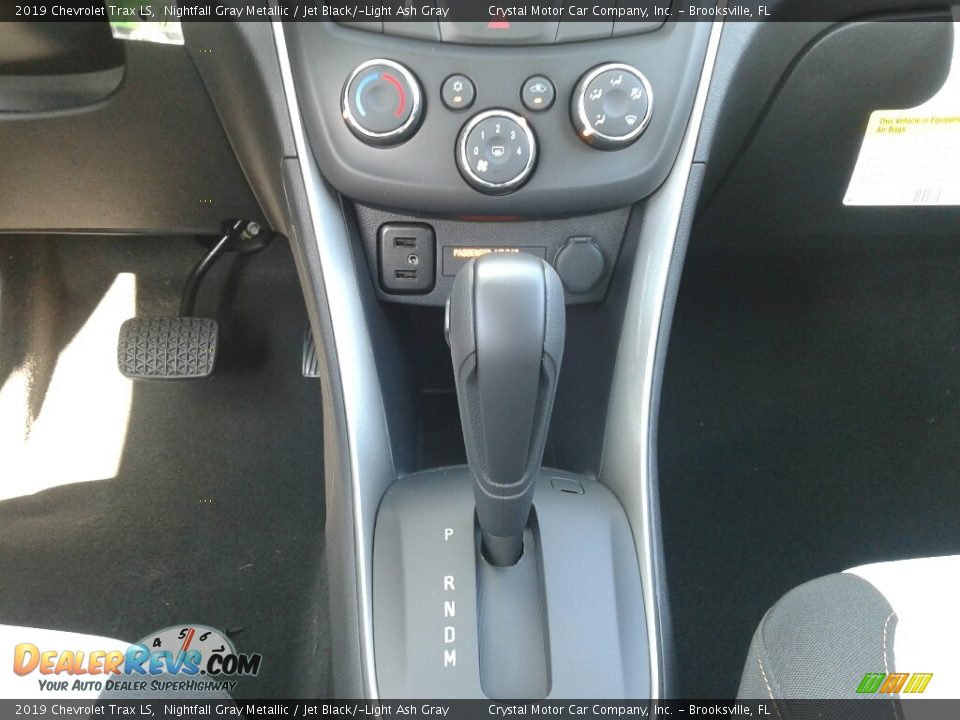 2019 Chevrolet Trax LS Nightfall Gray Metallic / Jet Black/­Light Ash Gray Photo #16