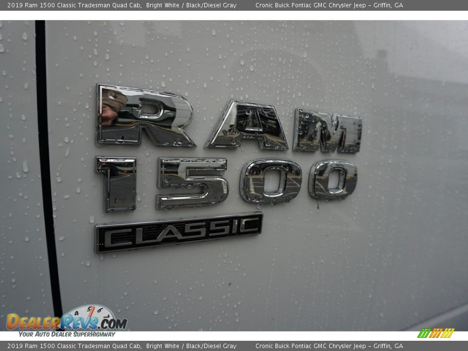 2019 Ram 1500 Classic Tradesman Quad Cab Bright White / Black/Diesel Gray Photo #8