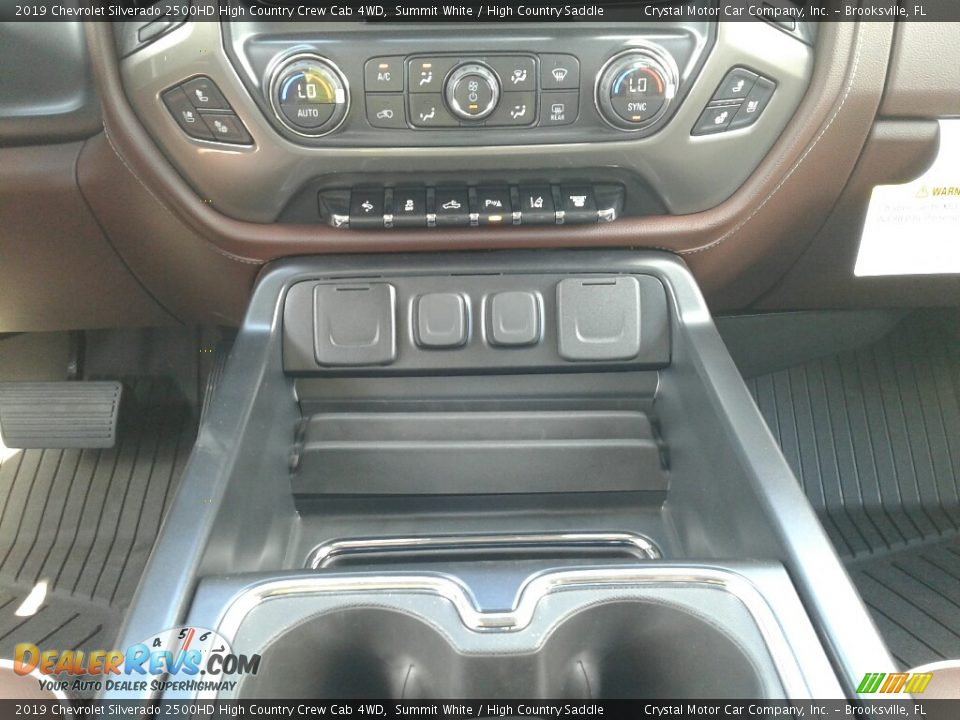 2019 Chevrolet Silverado 2500HD High Country Crew Cab 4WD Summit White / High Country Saddle Photo #16