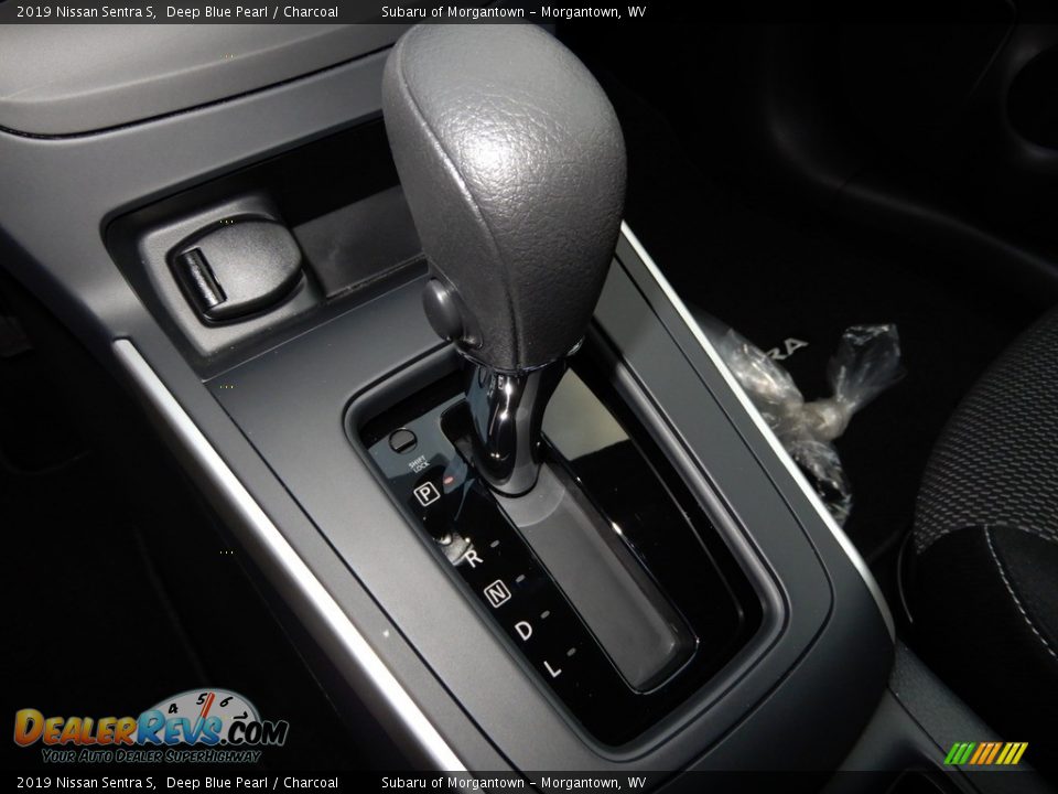 2019 Nissan Sentra S Deep Blue Pearl / Charcoal Photo #16